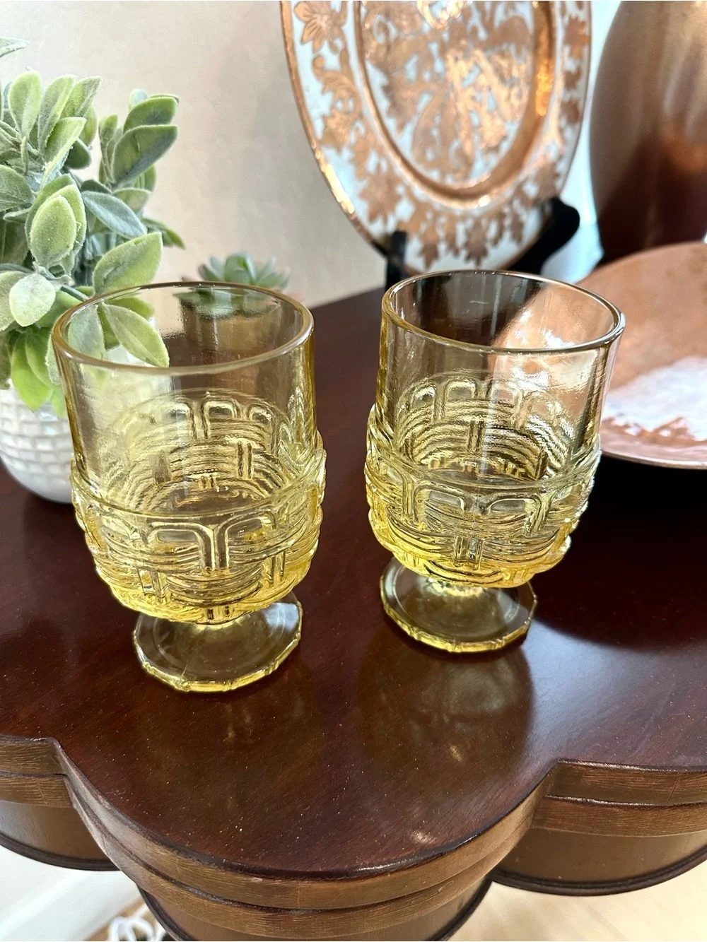 2 LE Smith Wicker amber yellow, iced tea/wine glasses. 70s USA